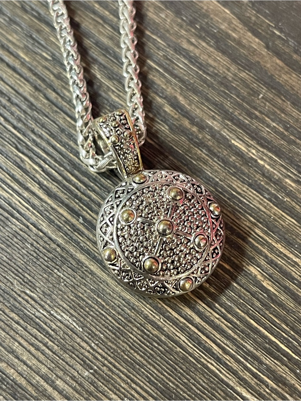 Textured Round Pendant Necklace